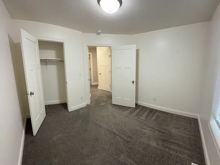311 S Emery Ln — Photo 6
