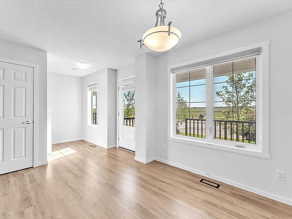 09-8819 Cityscape Dr NE-3_09222025