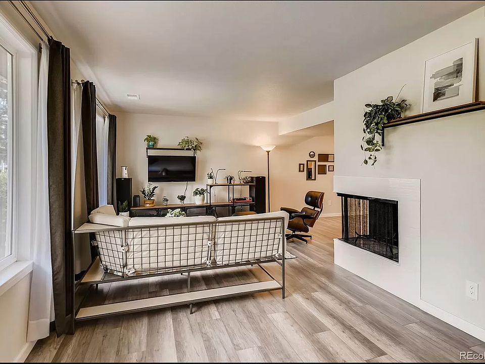 Front entryway