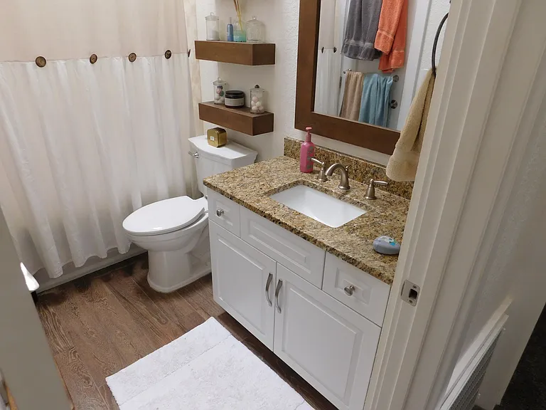 1007 Howard Ave #56 — Photo 14