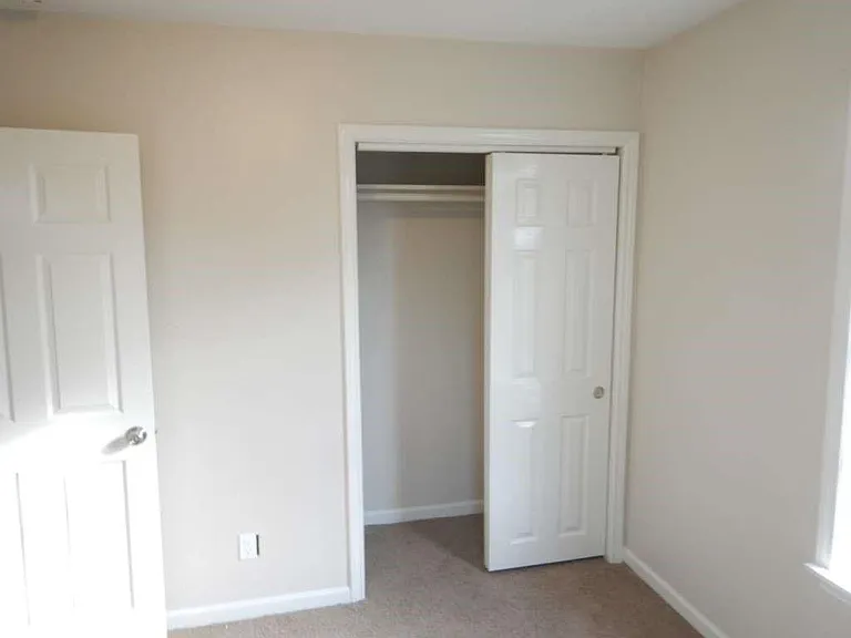4218 Buck St — Photo 11