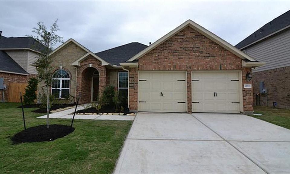 1st image of 24910 Acadia Park Cir