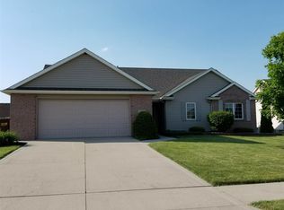 1108 Sycamore Ct, Auburn, IN
