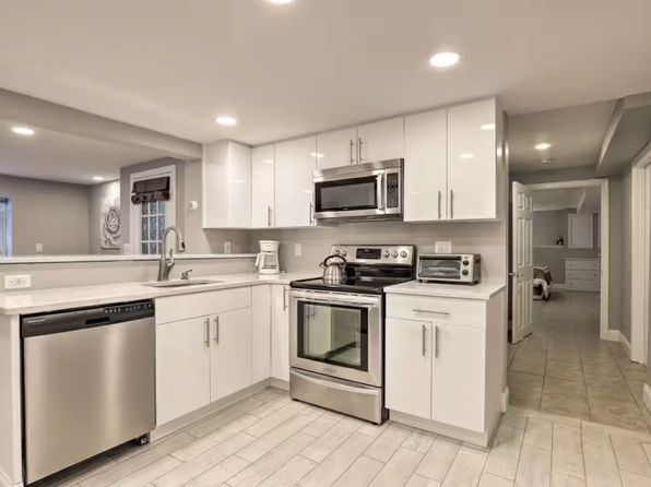 (undisclosed Address)