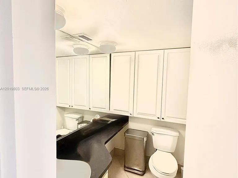 18601 NE 14th Ave #301 — Photo 26