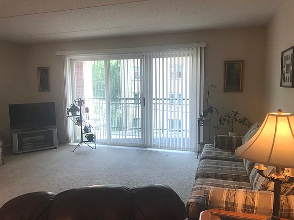 3rd image of 6441 W Warner Ave APT 311