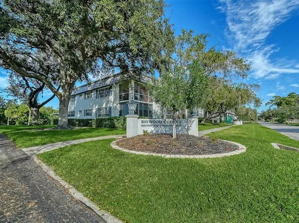 1701 Southwood St #1701, Sarasota, FL 34231