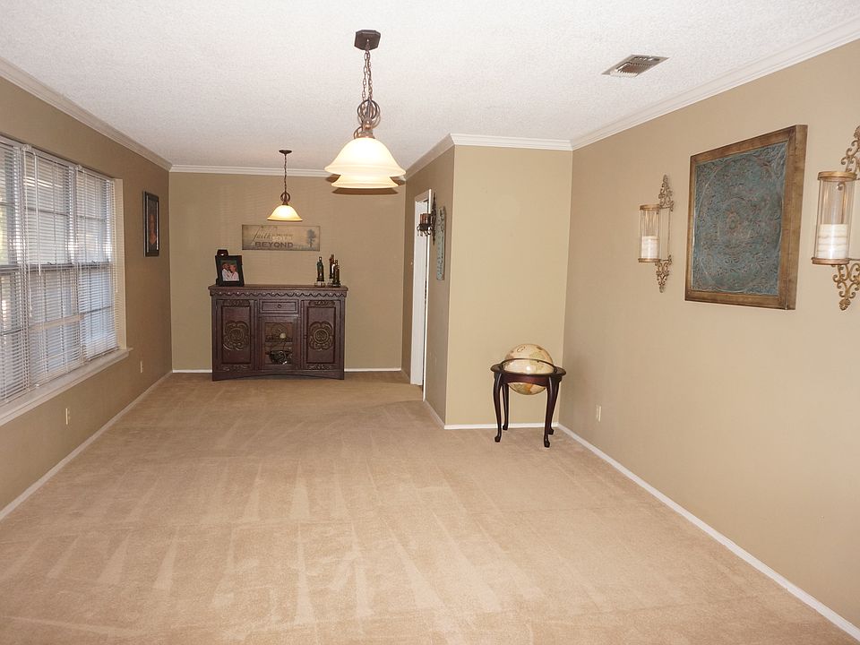 1st image of 3214 Lindenwood Dr
