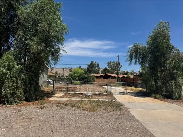 2385 Castle Rock Cir, Bullhead City, AZ 86442