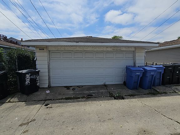 5th image of 3628 W 69th St