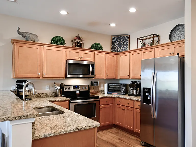 6828 Colemans Crossing Ave #6828 — Photo 1