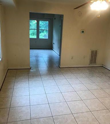 5th image of 8539 Pioneer Dr