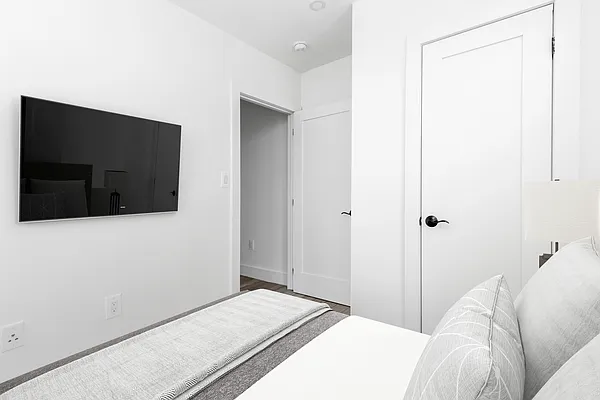 Rented by Platinum Properties | media 3