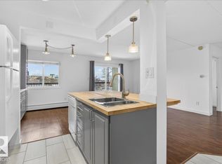 Kingsway Manor, Edmonton, AB T5H 2Y4