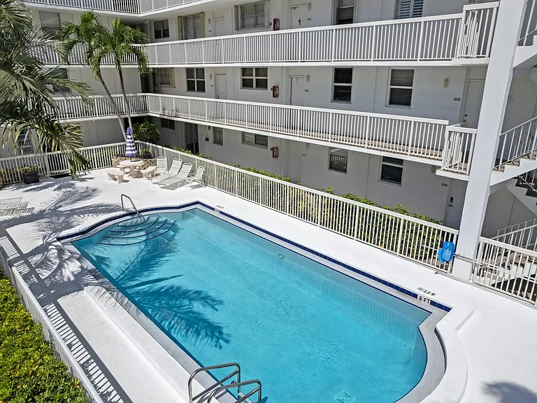 917 N Flagler Dr #108 — Photo 16