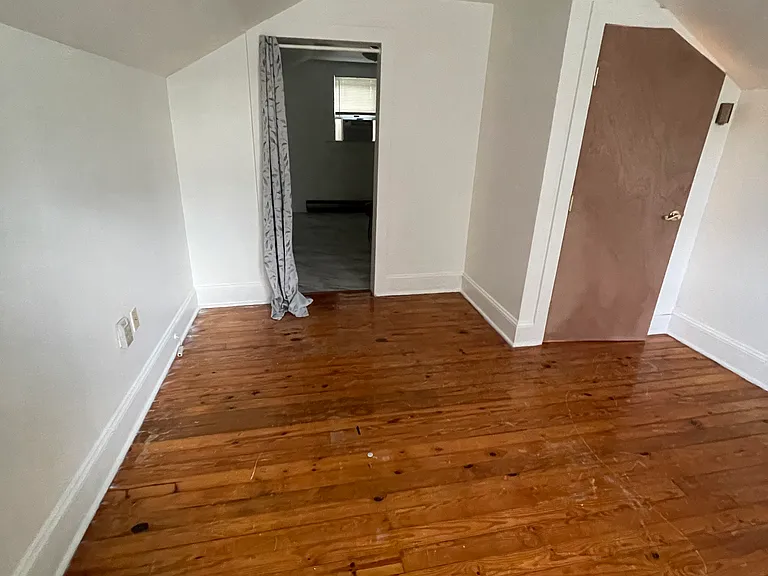 210 W Church St — Photo 4