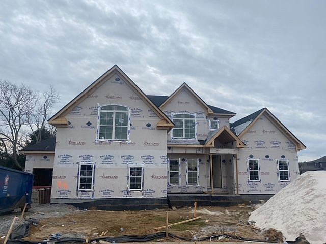 2nd image of 46 Farmington Dr #46