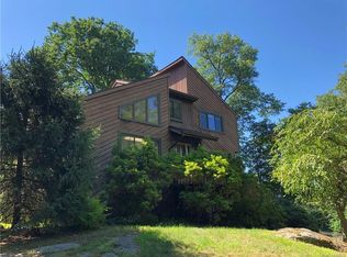 1 Marisa Ct, Montrose, NY 10548