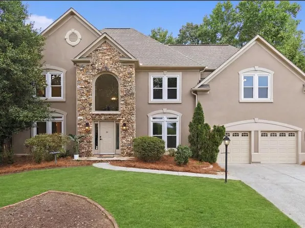 1470 Devonash Ln, Dunwoody, GA 30338
