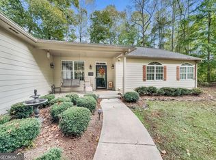 902 Gold Ridge Rd, Dahlonega, GA 30533