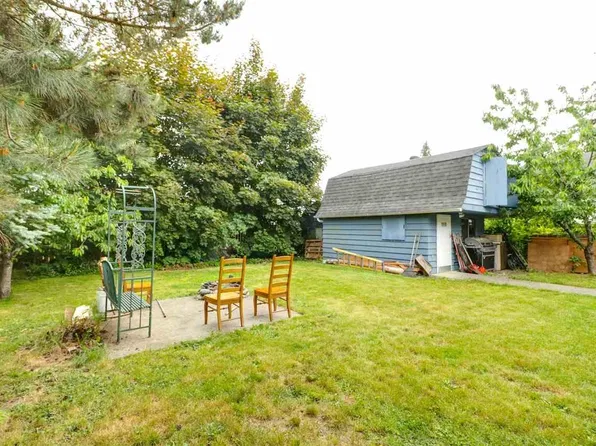 11760 Gee St, Maple Ridge, BC V2X 7L9