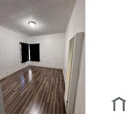 813 W 43rd St — Photo 17