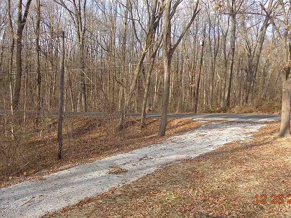 2nd image of 10631 Hillview Dr