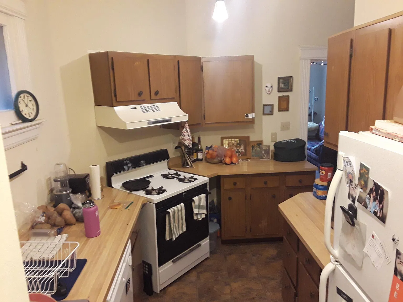 3 bed, 1600 sqft, $2,200 — Photo 3