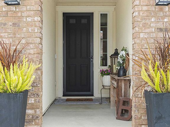 3rd image of 35829 Bay Sable Ln