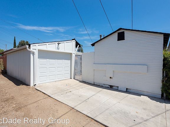 5th image of 3128 1/2 Fairmount Ave
