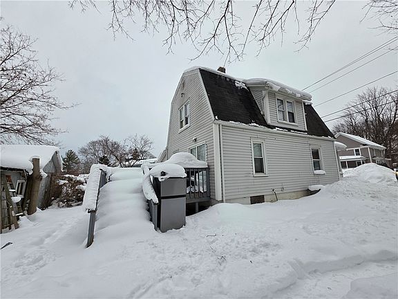 3rd image of 6393 E Townline Rd