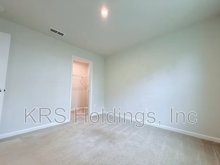 379 Hunting Wood Dr — Photo 26