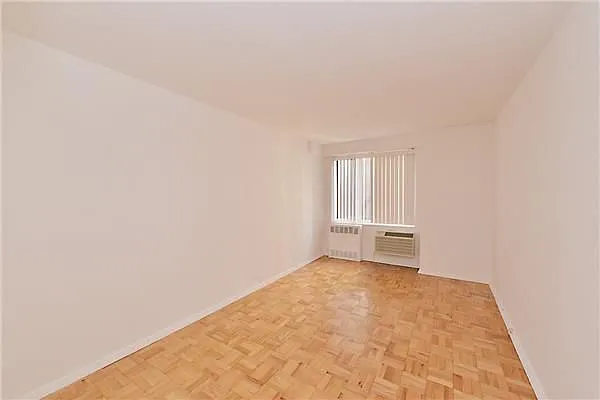 Sold by Charles H. Greenthal | media 4