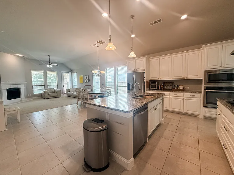 4245 Brookstone Dr — Photo 4