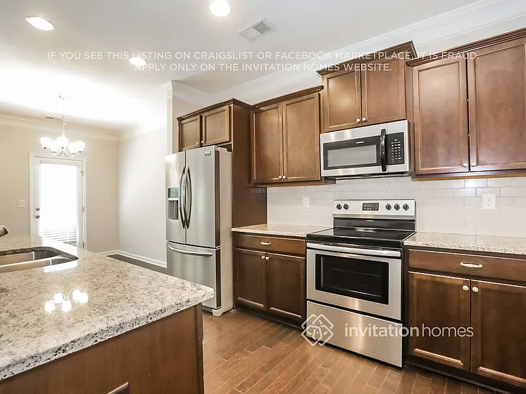 255 Green Bridge Ct — Photo 5