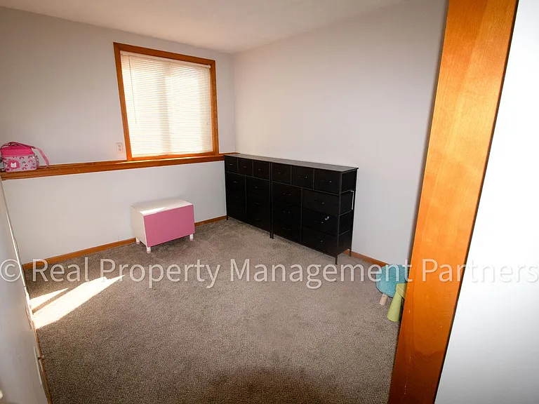 4745 Circle Shore Dr SE — Photo 8