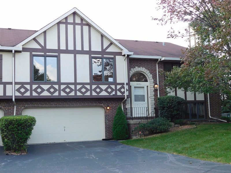 1st image of 9251 Drummond Dr