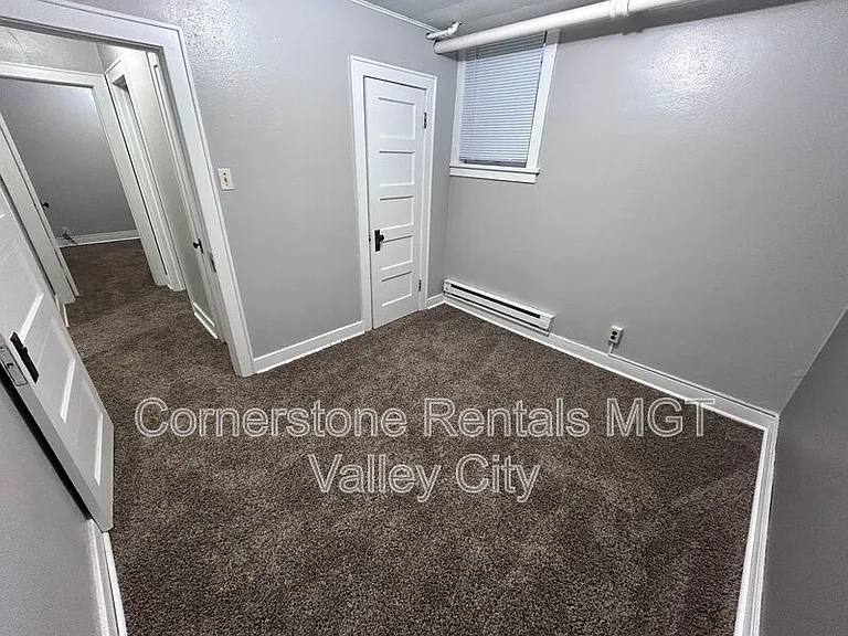 208 5th Ave SW #3 — Photo 8