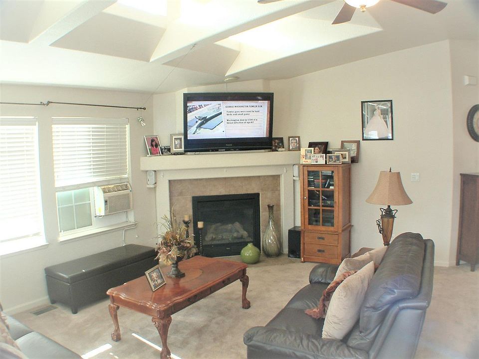 1st image of 181 Chateau La Salle Dr #181