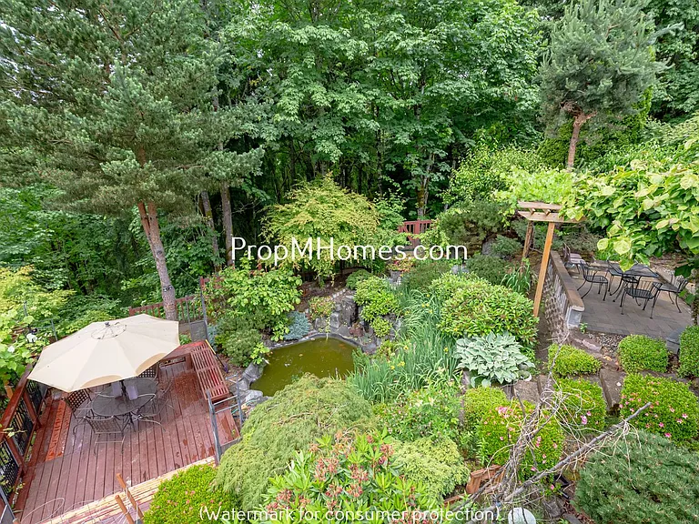 8817 NW Hazeltine St — Photo 26