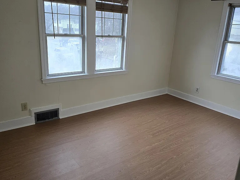 155 Glenwood Ave #2 — Photo 20