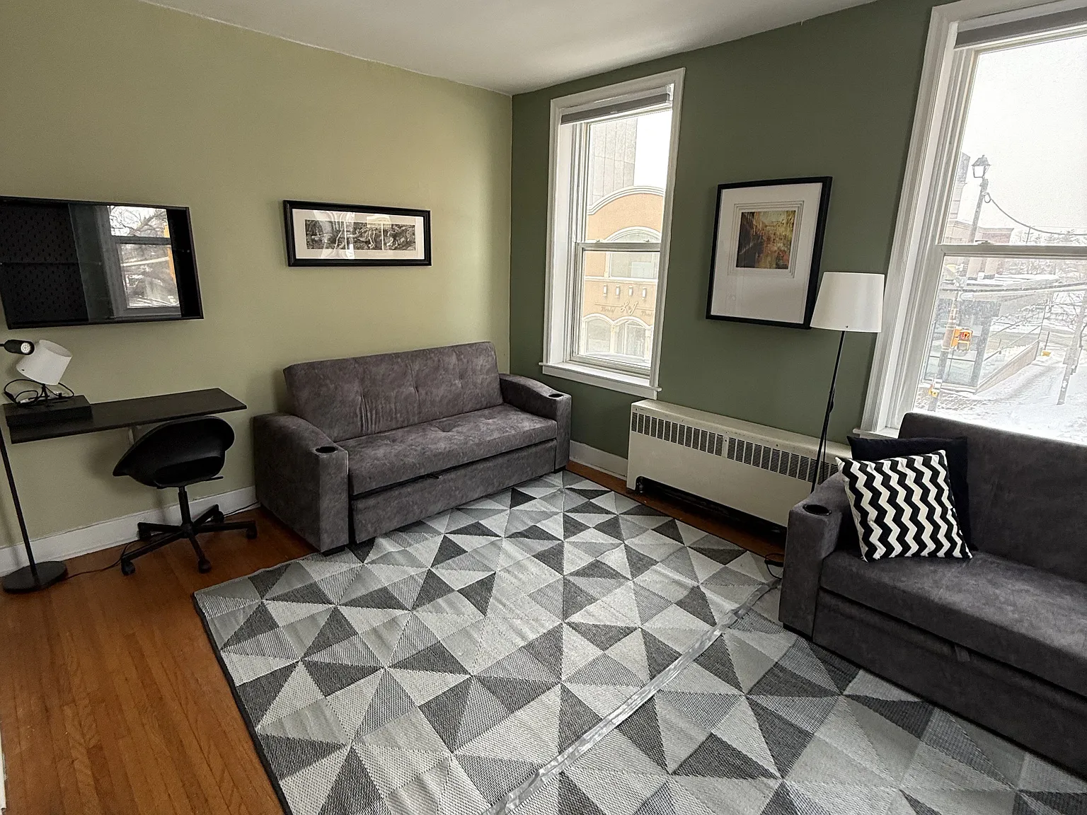 Studio, $1,400 — Photo 2