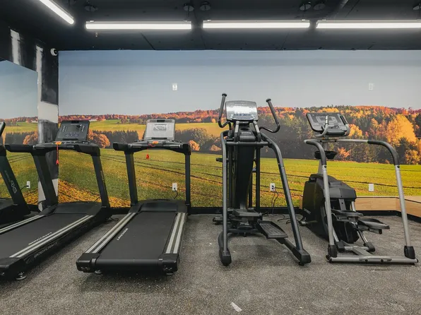 375 Lefferts Avenue image 8 of 13