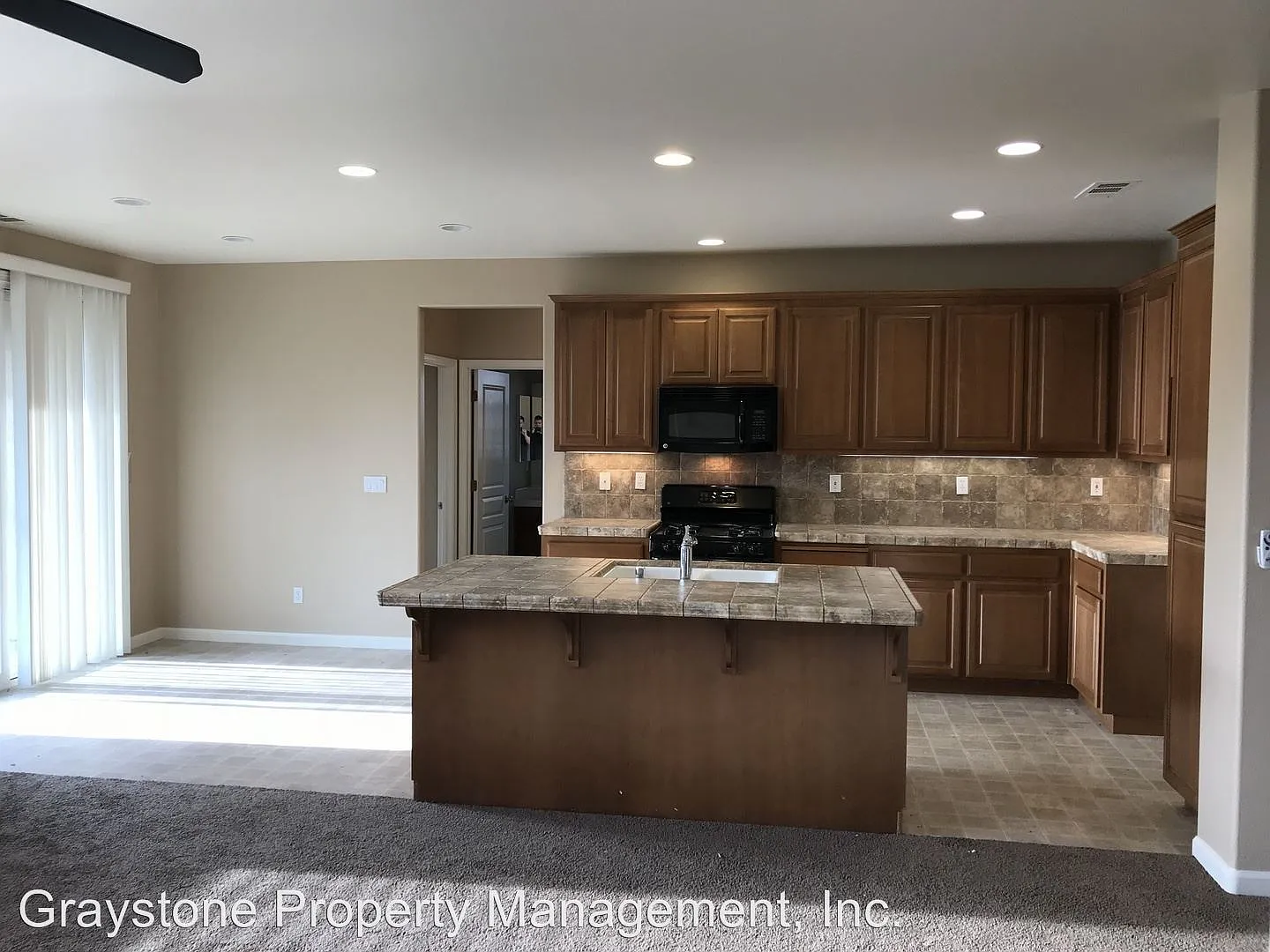 1235 Bluegrass Ct photo 1