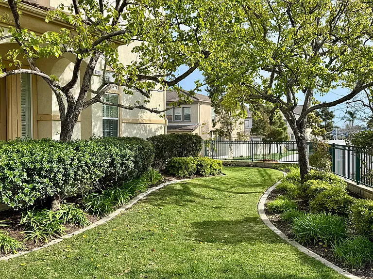 1331 Bayside Cir — Photo 3