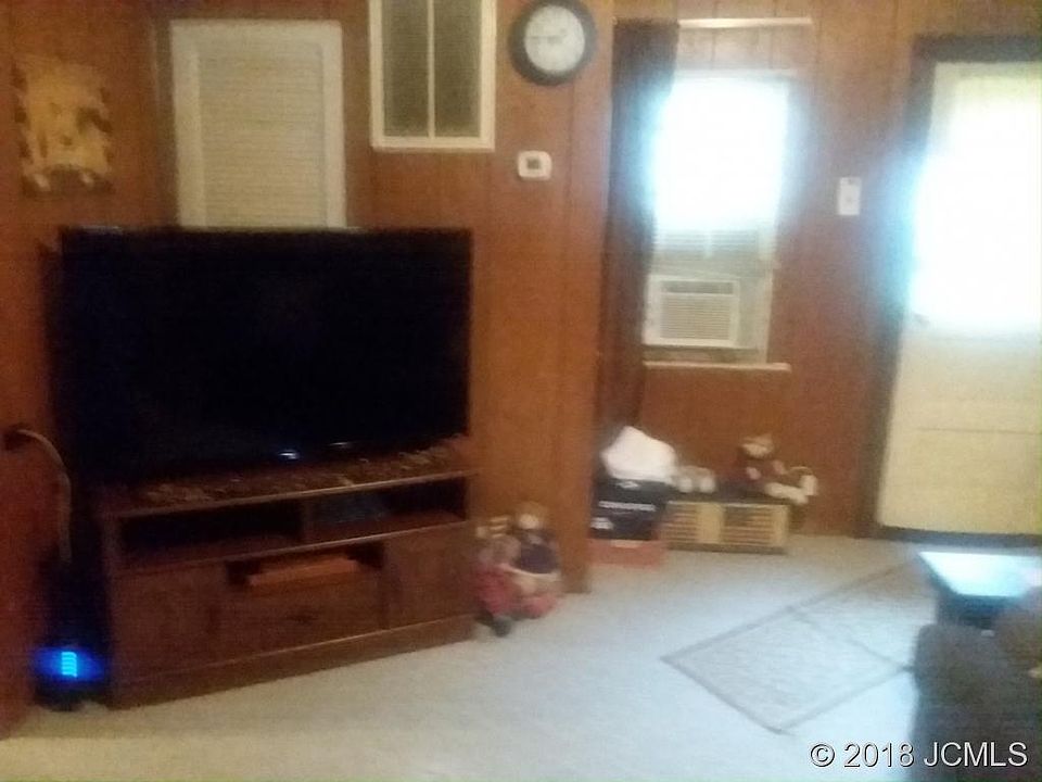 2nd image of 618 Presbyterian Ave