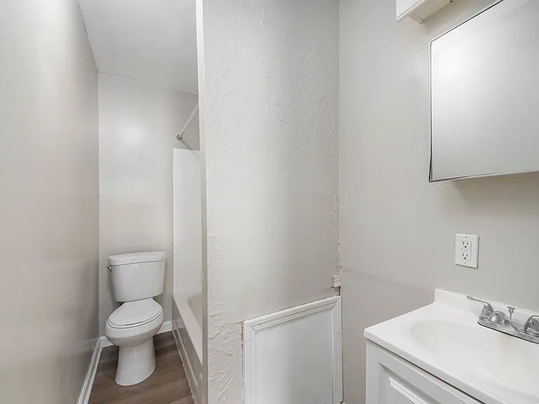 6729 Forman Ave #2 — Photo 8