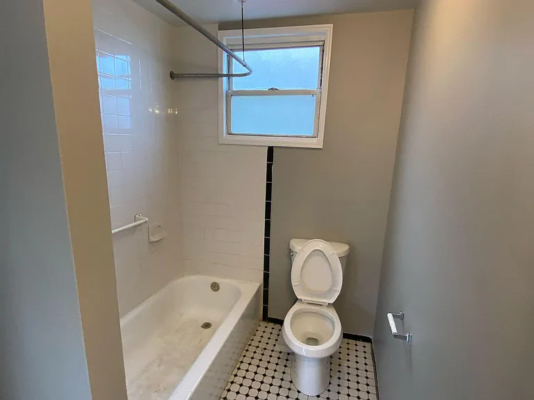 277 James St #1 — Photo 8