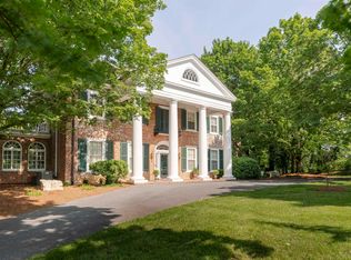 1417 N Augusta St, Staunton, VA 24401