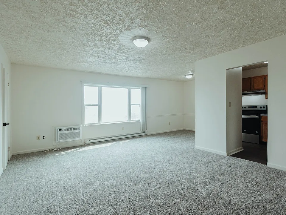 401 East Rd #6